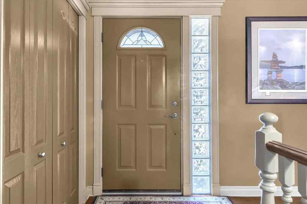 MLS® A2248014 - 2211 45 Street SE in Forest Lawn Calgary, Residential