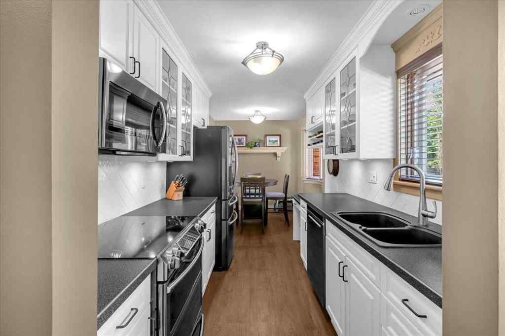 MLS® A2248014 - 2211 45 Street SE in Forest Lawn Calgary, Residential