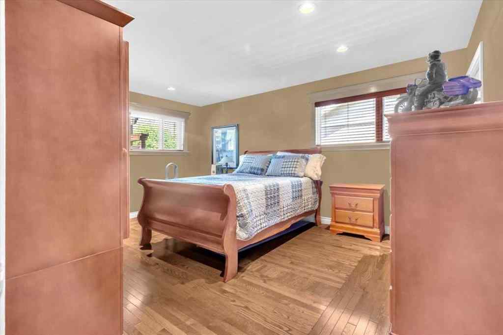 MLS® A2248014 - 2211 45 Street SE in Forest Lawn Calgary, Residential