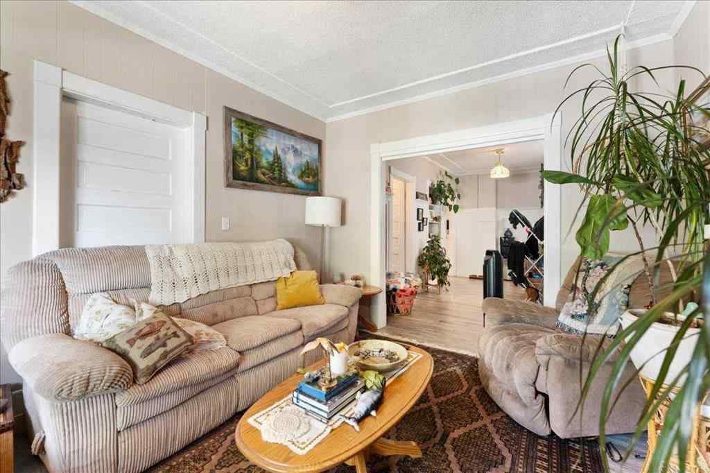 MLS® A2248021 - 1015 17 Avenue SE in Ramsay Calgary, Residential