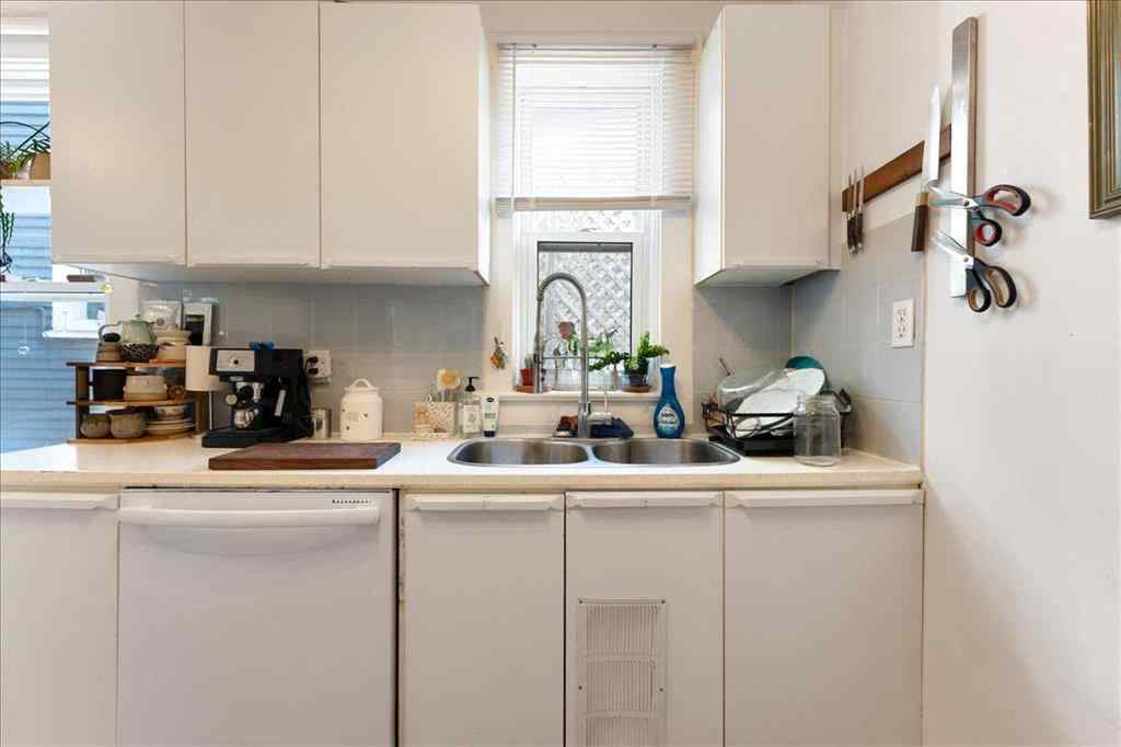 MLS® A2248021 - 1015 17 Avenue SE in Ramsay Calgary, Residential