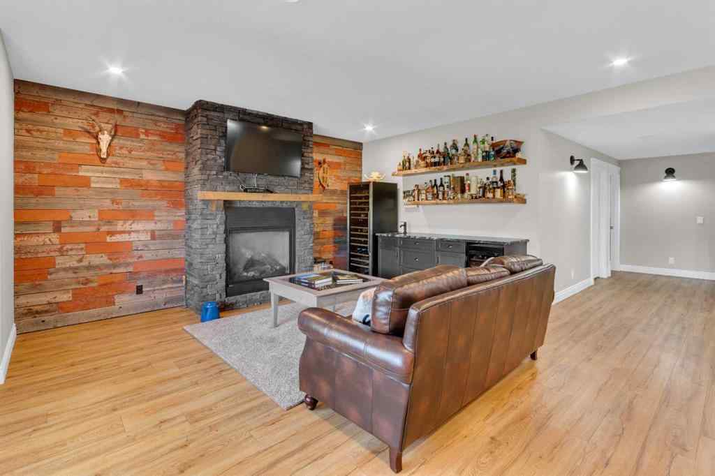 MLS® A2248022 - 381 Bayside Crescent  in Bayside Airdrie, Residential