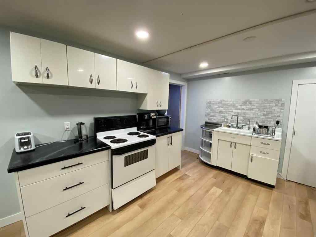 MLS® A2248028 - 5813 54 Street  in NONE Taber, Residential
