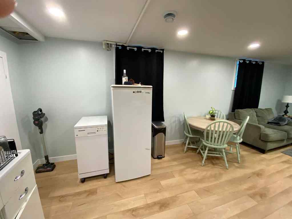 MLS® A2248028 - 5813 54 Street  in NONE Taber, Residential