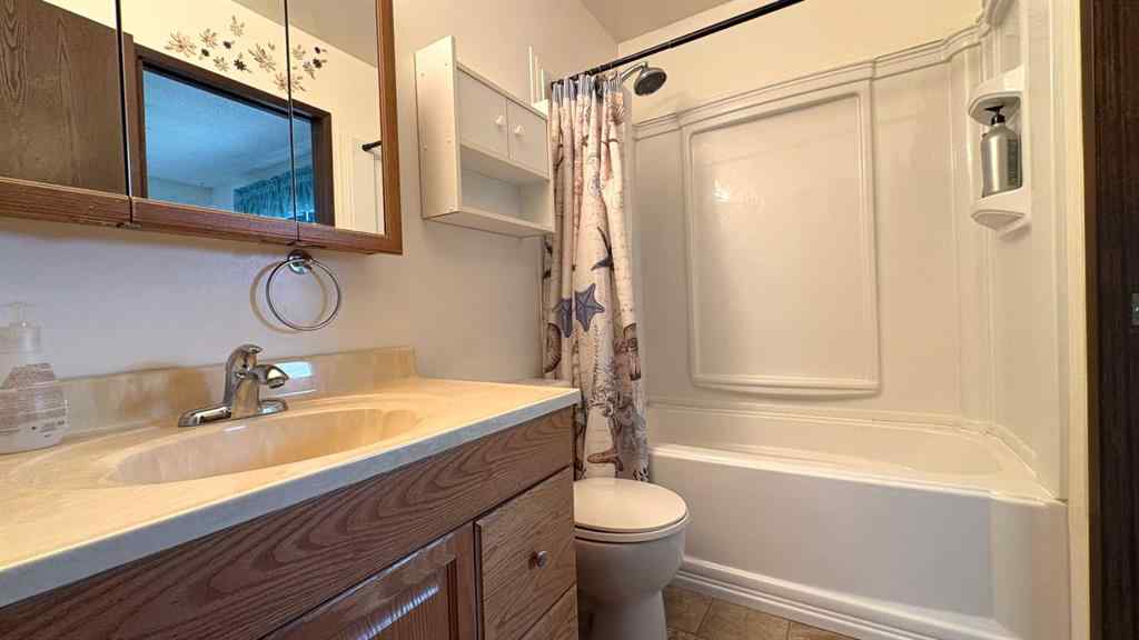 MLS® A2248030 - 822 15 Street  in NONE Wainwright, Residential