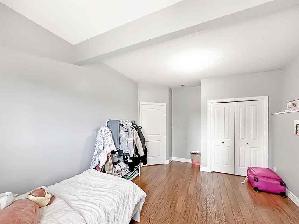 MLS® A2248040 - 11145 65 Avenue  in O\'Brien Lake Grande Prairie, Residential