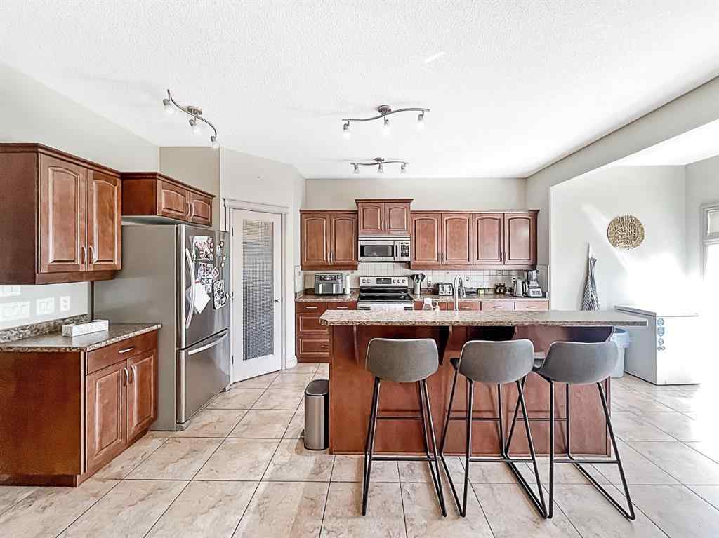 MLS® A2248040 - 11145 65 Avenue  in O\'Brien Lake Grande Prairie, Residential