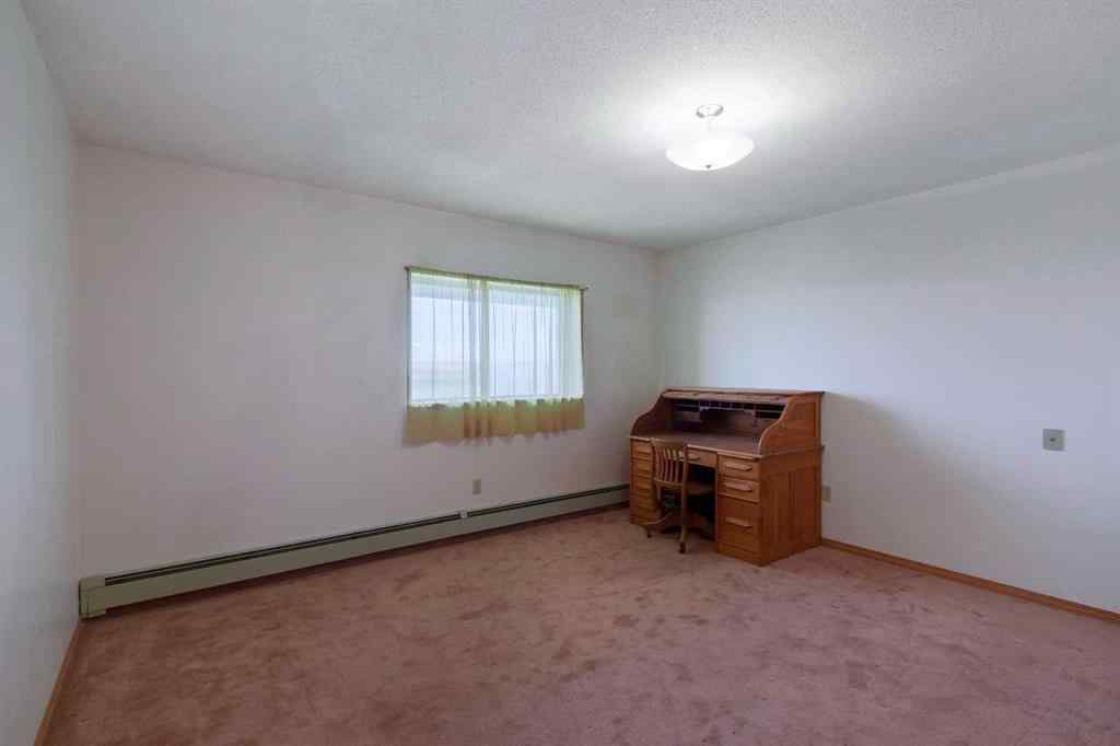 MLS® A2248041 - 235030 TWP RD 172   in NONE Rural Vulcan County, Residential
