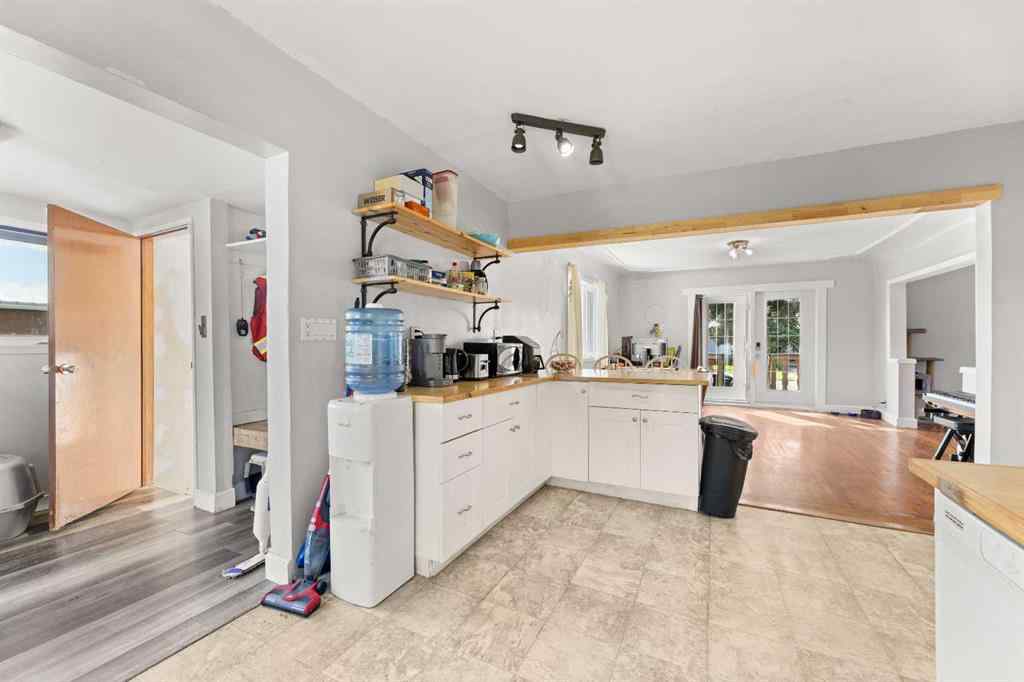 MLS® A2248049 - 4429 55 Avenue  in NONE Olds, Residential