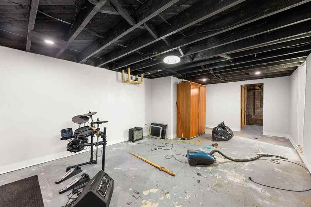MLS® A2248049 - 4429 55 Avenue  in NONE Olds, Residential