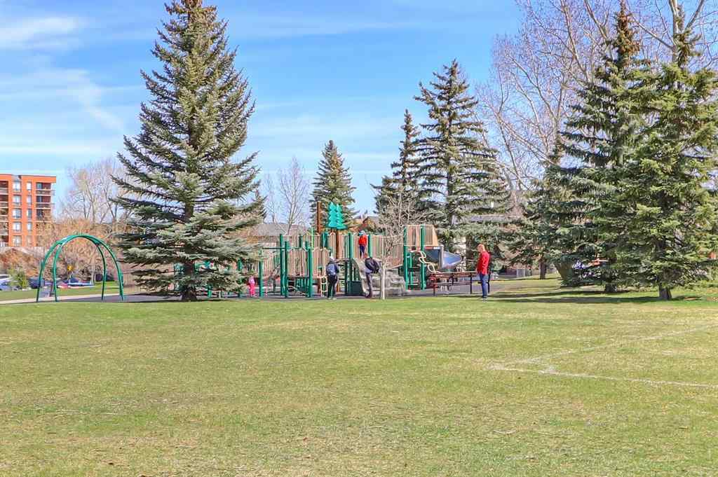 MLS® A2248051 - 2611 35 Street SW in Killarney/Glengarry Calgary, Residential