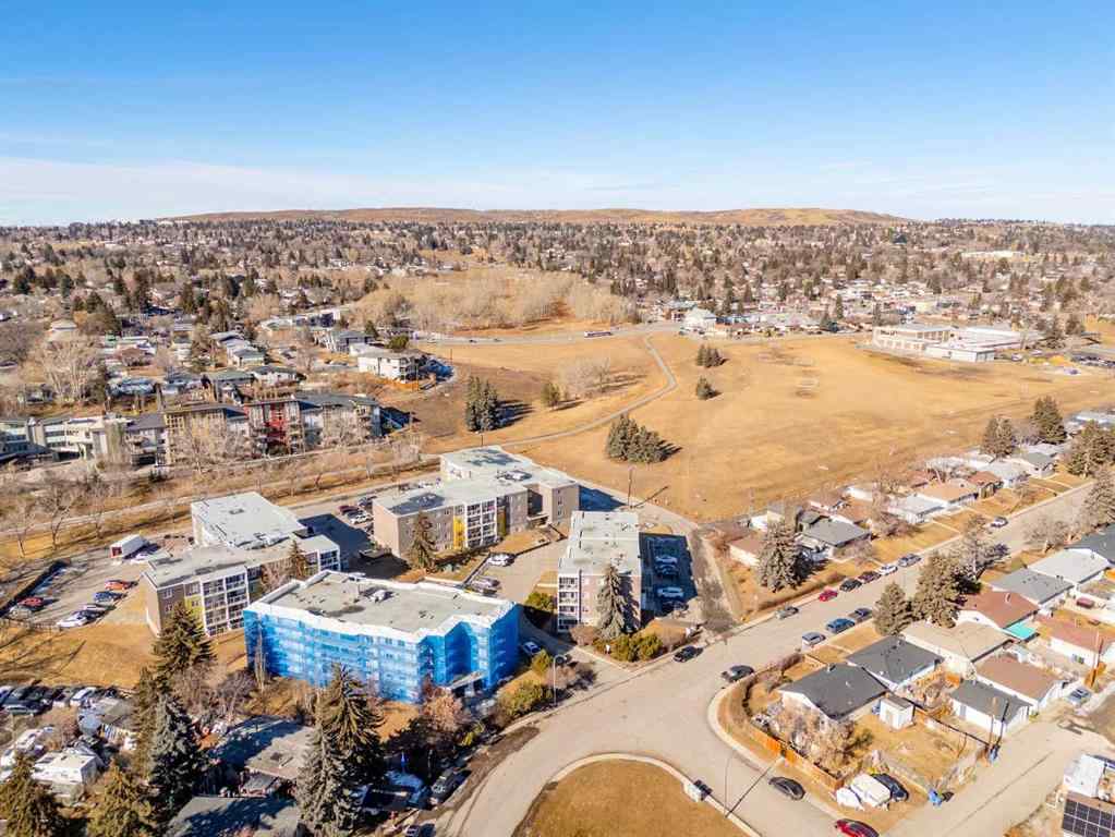 MLS® A2248053 - Unit #403 4455C Greenview Drive NE in Greenview Calgary, Residential