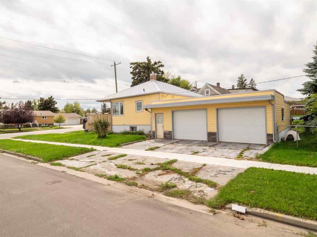MLS® A2248056 - 305 2 Avenue W in NONE Cardston, Residential