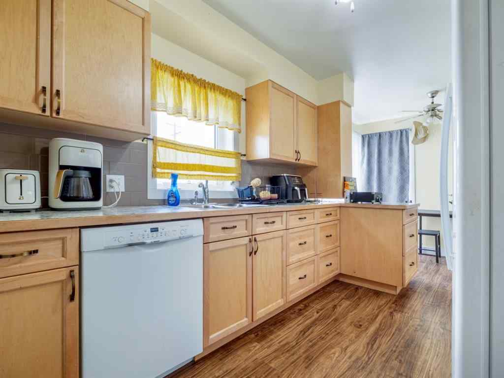 MLS® A2248056 - 305 2 Avenue W in NONE Cardston, Residential