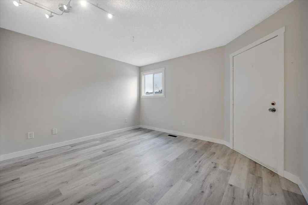 MLS® A2248063 - 3540 42 Street  in Minchau Edmonton, Residential