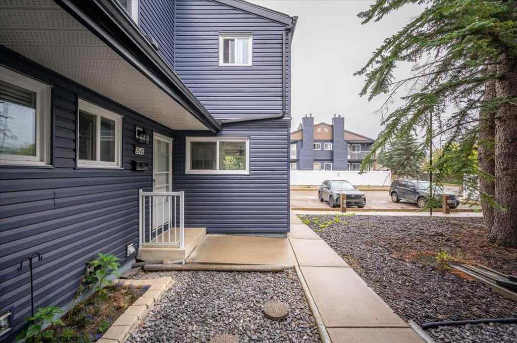 MLS® A2248063 - 3540 42 Street  in Minchau Edmonton, Residential