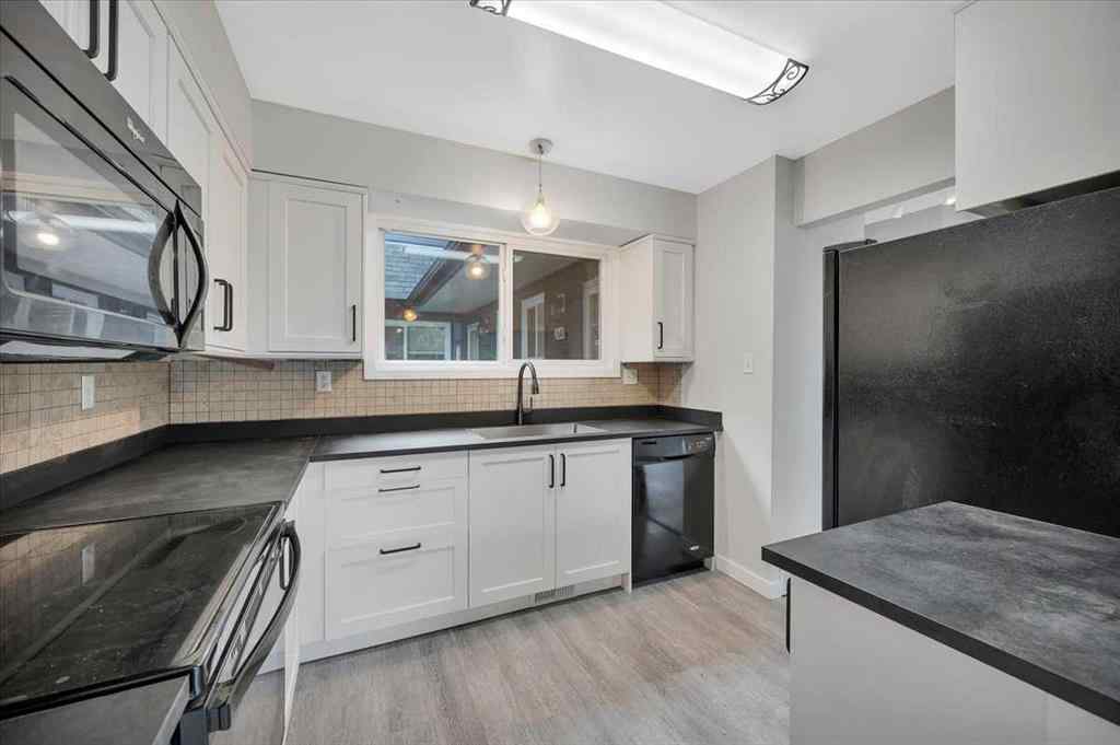 MLS® A2248063 - 3540 42 Street  in Minchau Edmonton, Residential