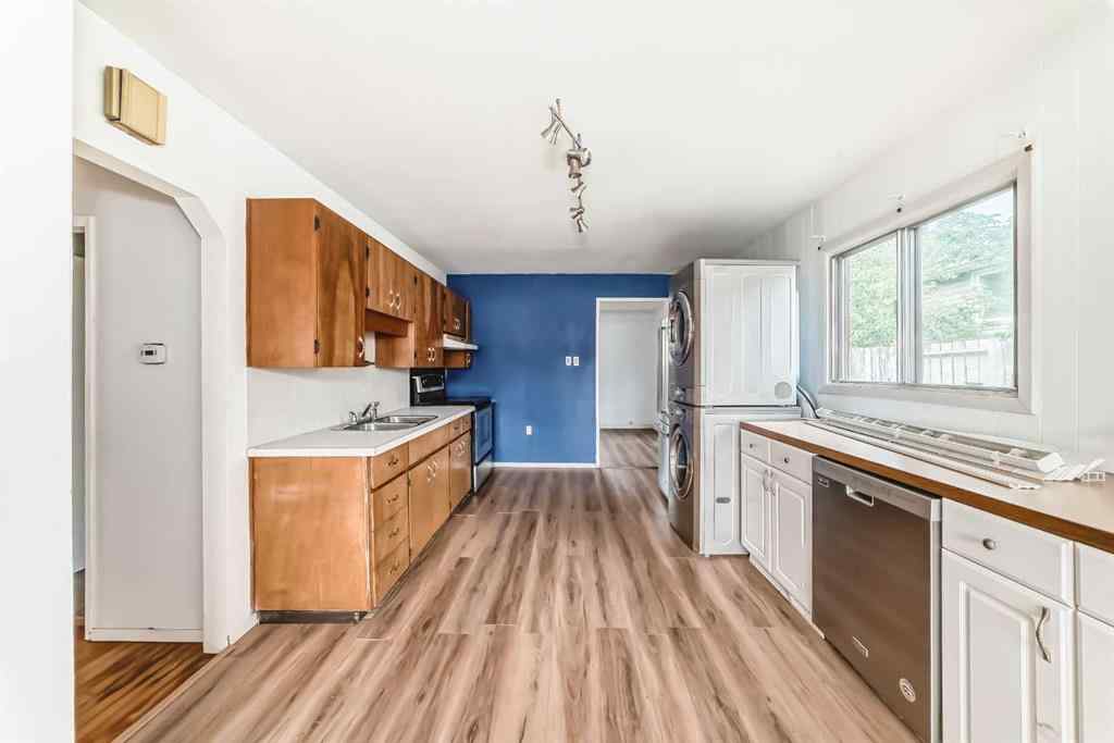 MLS® A2248067 - 6428 33 Avenue NW in Bowness Calgary, Residential