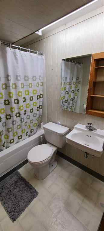 MLS® A2248076 - 5613 55 Street  in NONE Taber, Residential