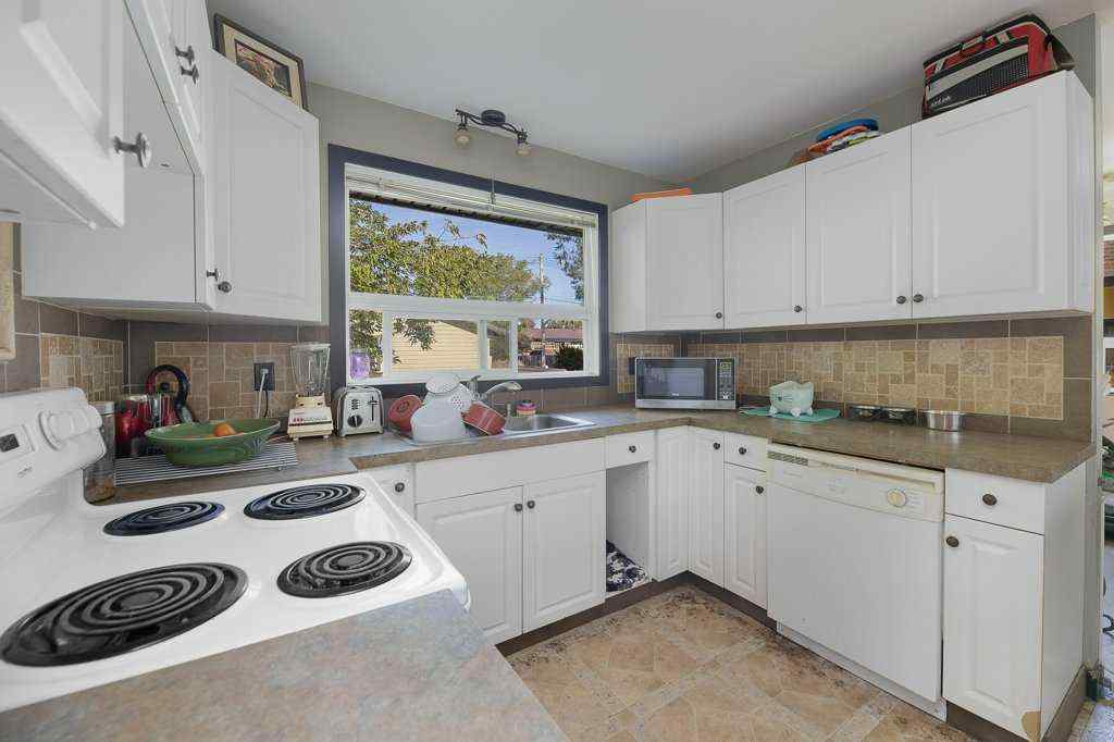MLS® A2248078 - 5213 50 Street  in NONE Bentley, Residential