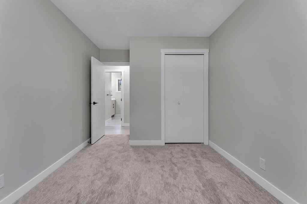 MLS® A2248079 - 1512 Robson Crescent SE in Albert Park/Radisson Heights Calgary, Residential