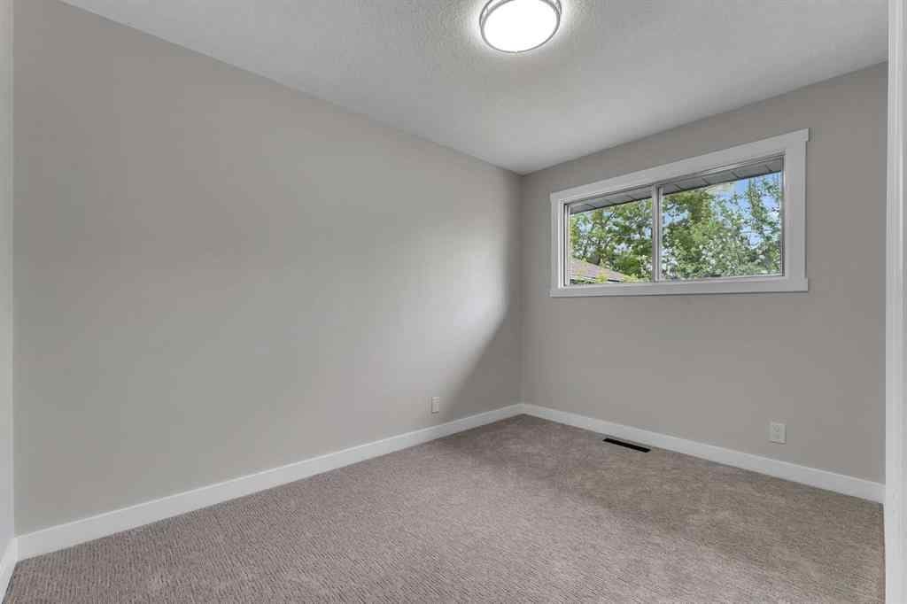MLS® A2248079 - 1512 Robson Crescent SE in Albert Park/Radisson Heights Calgary, Residential