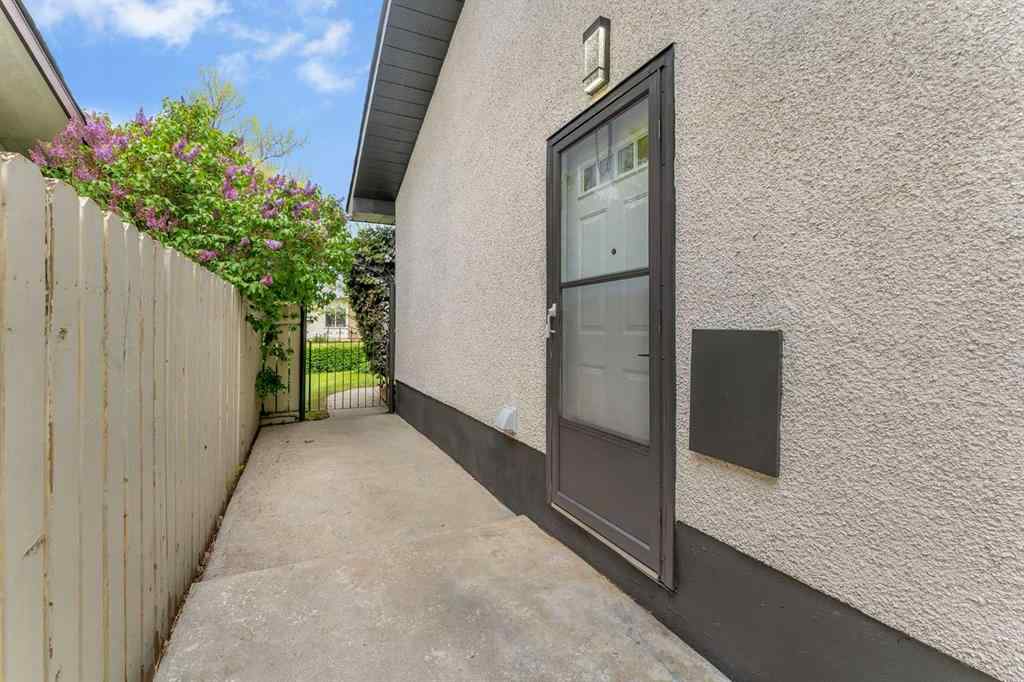 MLS® A2248079 - 1512 Robson Crescent SE in Albert Park/Radisson Heights Calgary, Residential