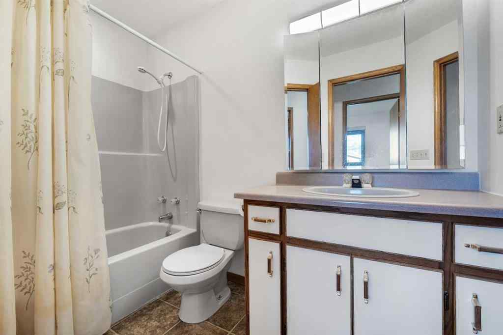 MLS® A2248085 - 10 Pan Am Street  in NONE Swan Hills, Residential