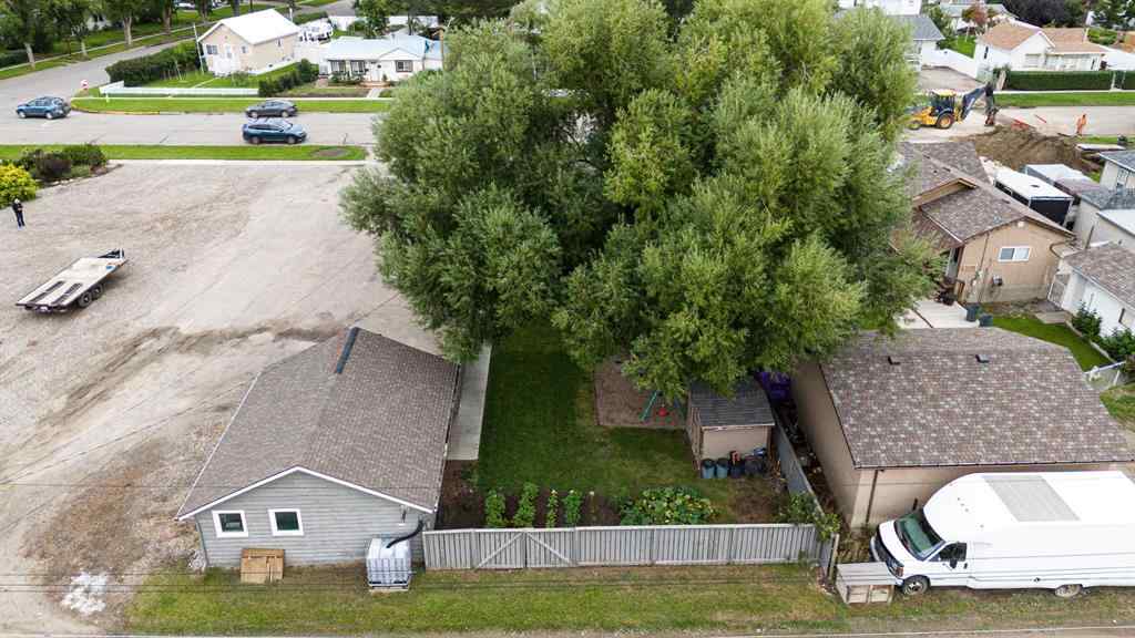 MLS® A2248100 - 351 49 Avenue W in NONE Claresholm, Residential