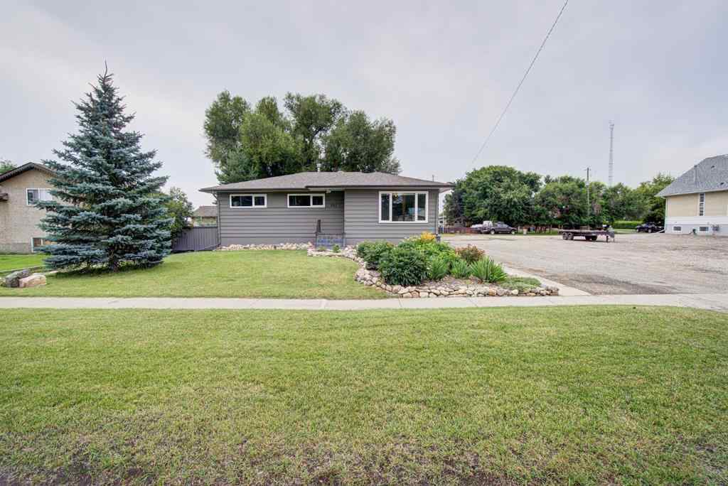 MLS® A2248100 - 351 49 Avenue W in NONE Claresholm, Residential