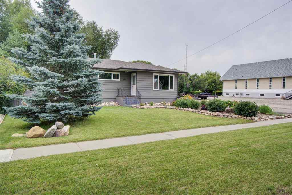 MLS® A2248100 - 351 49 Avenue W in NONE Claresholm, Residential