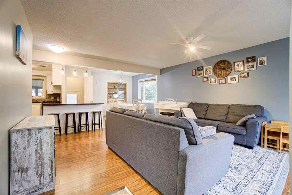 MLS® A2248100 - 351 49 Avenue W in NONE Claresholm, Residential