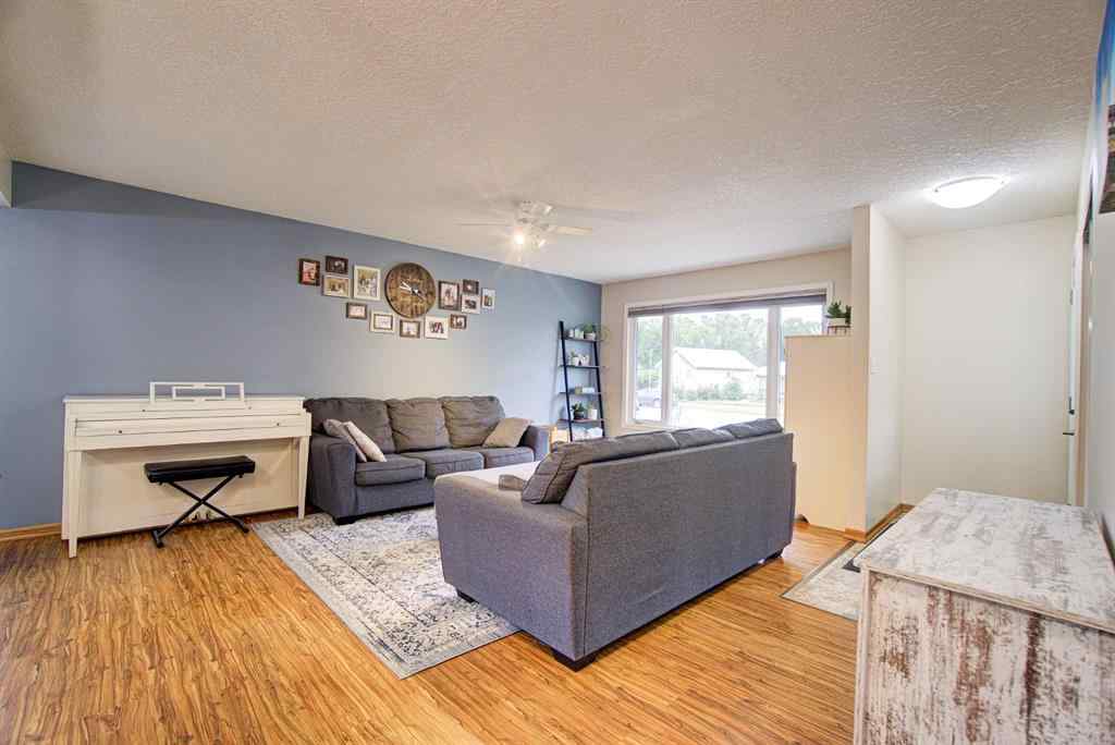 MLS® A2248100 - 351 49 Avenue W in NONE Claresholm, Residential
