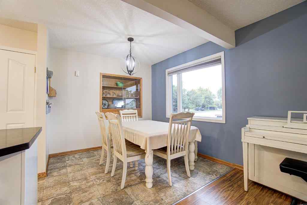 MLS® A2248100 - 351 49 Avenue W in NONE Claresholm, Residential