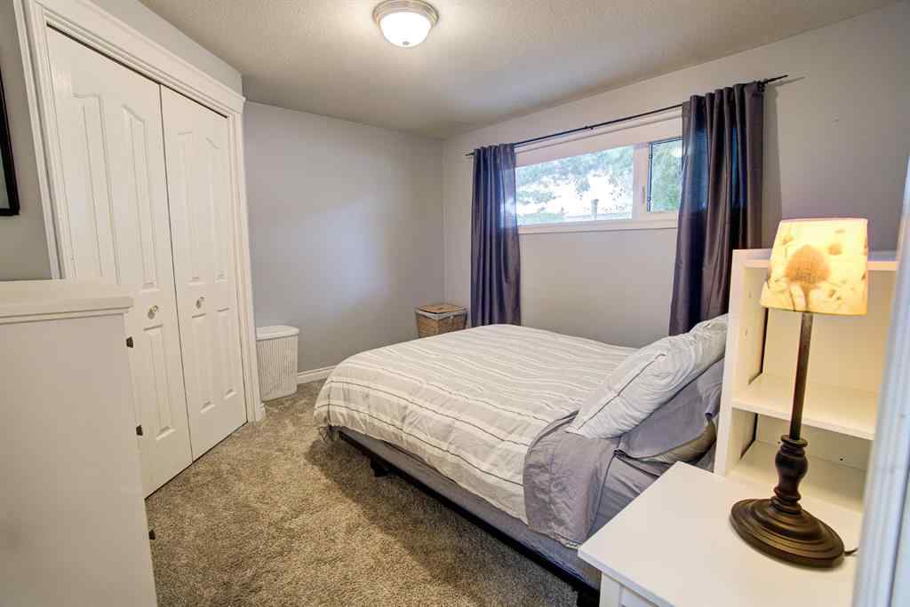 MLS® A2248100 - 351 49 Avenue W in NONE Claresholm, Residential