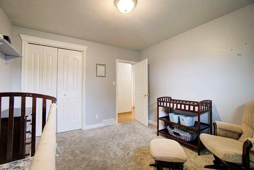MLS® A2248100 - 351 49 Avenue W in NONE Claresholm, Residential