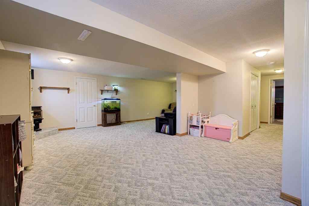 MLS® A2248100 - 351 49 Avenue W in NONE Claresholm, Residential