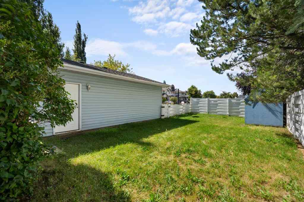 MLS® A2248110 - 16 Atkinson Crescent  in NONE Whitecourt, Residential