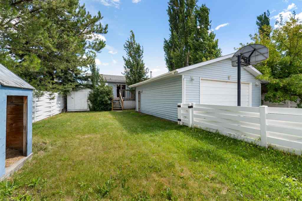 MLS® A2248110 - 16 Atkinson Crescent  in NONE Whitecourt, Residential