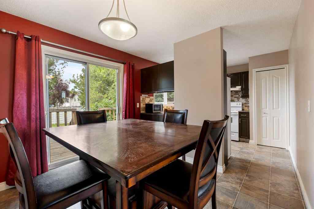 MLS® A2248110 - 16 Atkinson Crescent  in NONE Whitecourt, Residential