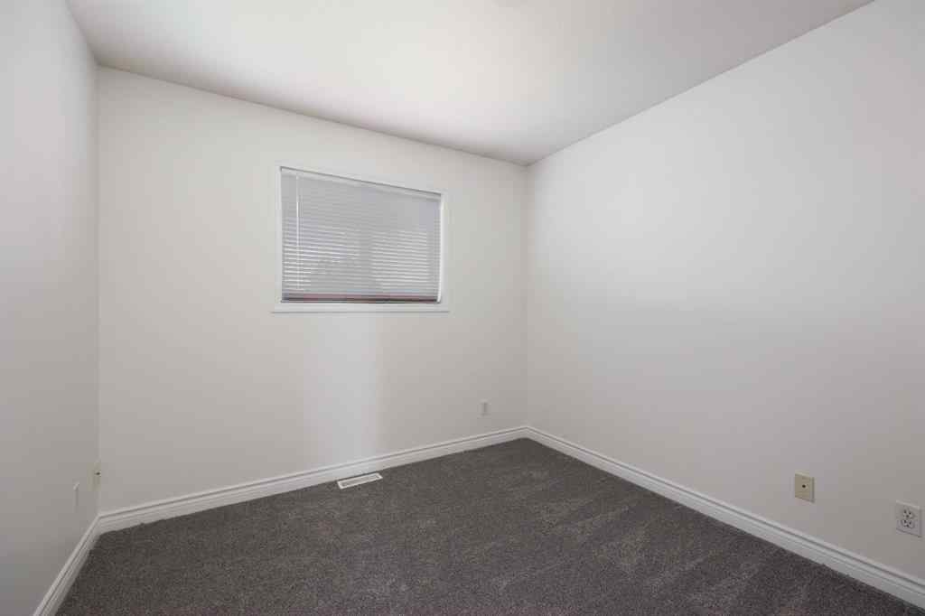 MLS® A2248112 - 206 Smallwood Street  in Timberlea Fort McMurray, Residential
