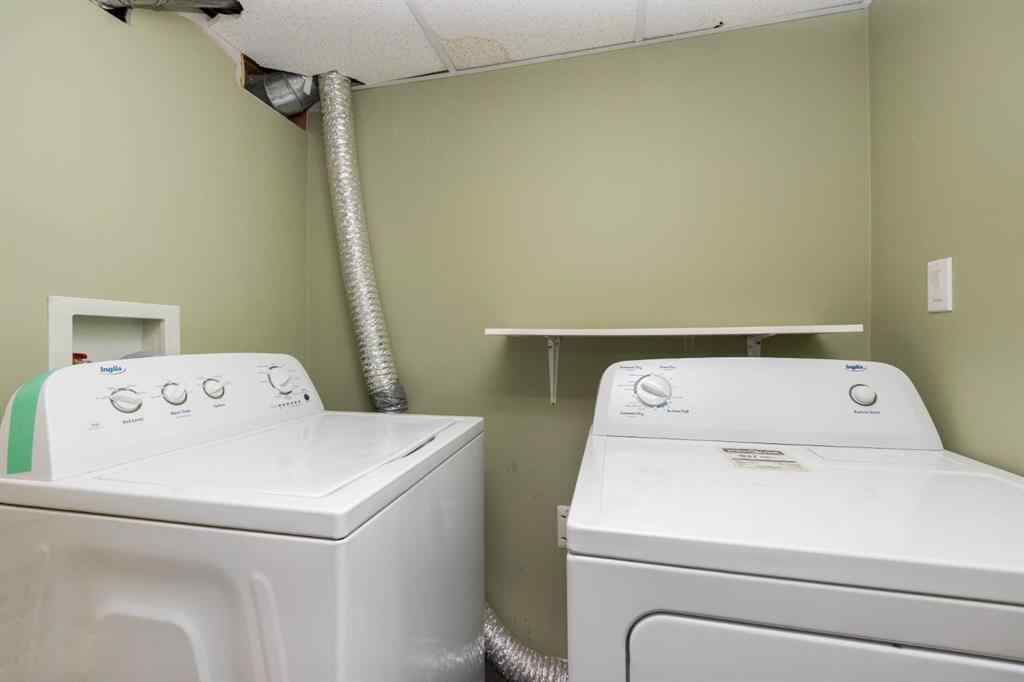 MLS® A2248112 - 206 Smallwood Street  in Timberlea Fort McMurray, Residential