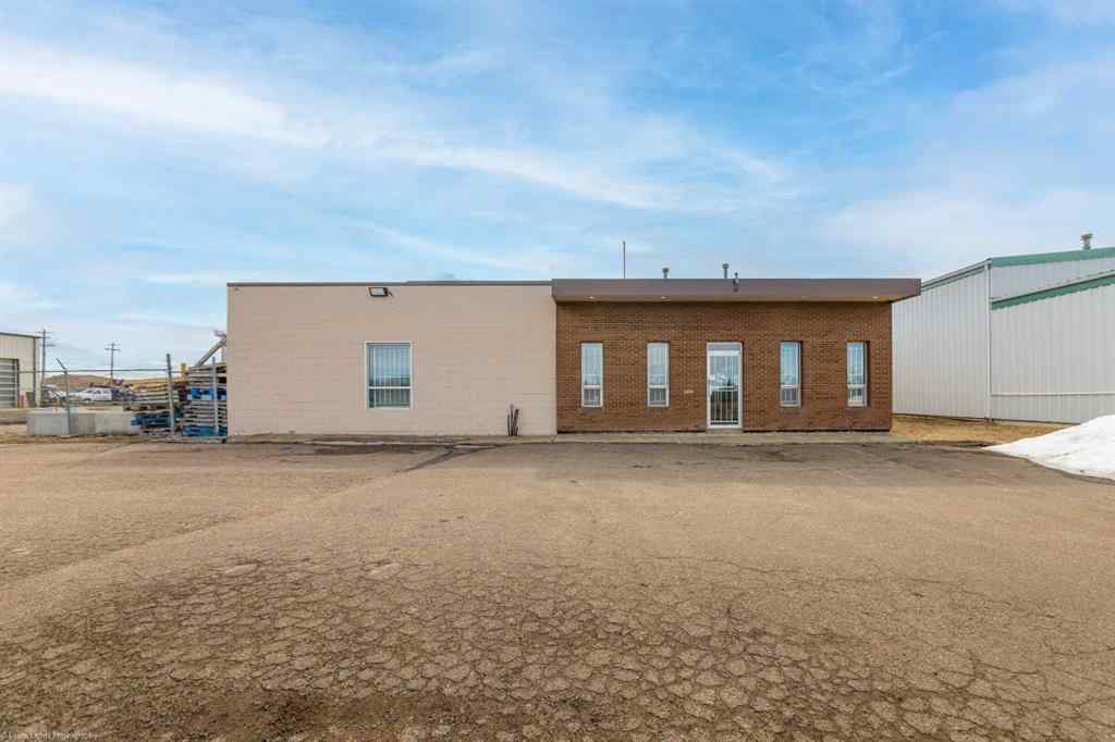 MLS® A2248119 - 4005 52 Street  in East Lloydminster Lloydminster, Commercial