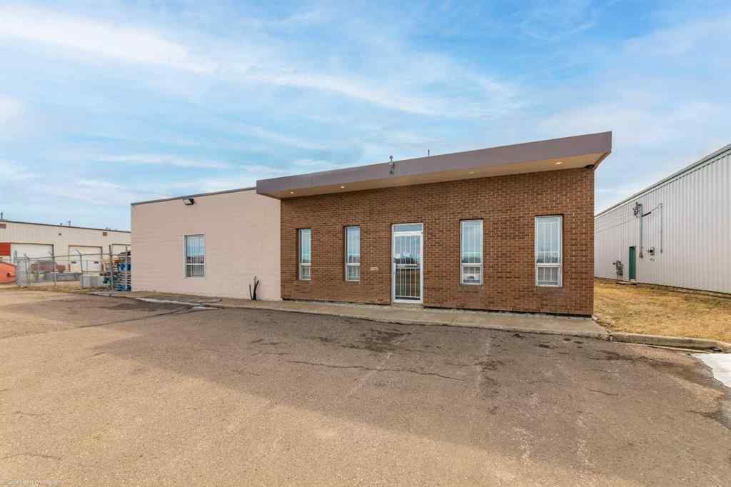MLS® A2248119 - 4005 52 Street  in East Lloydminster Lloydminster, Commercial