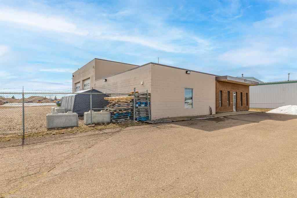 MLS® A2248119 - 4005 52 Street  in East Lloydminster Lloydminster, Commercial