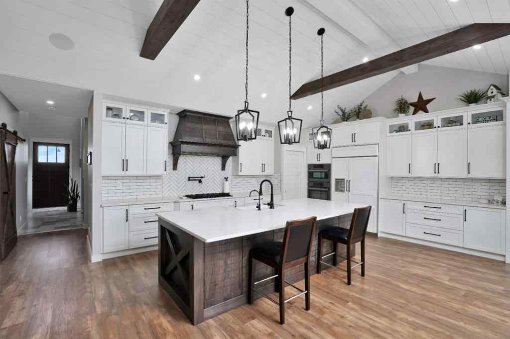 MLS® A2248120 - 10 Sweetgrass Place  in Sixty West Sylvan Lake, Residential