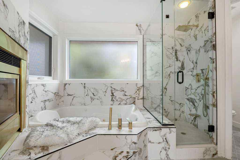 MLS® A2248121 - 113 Straddock Terrace SW in Strathcona Park Calgary, Residential