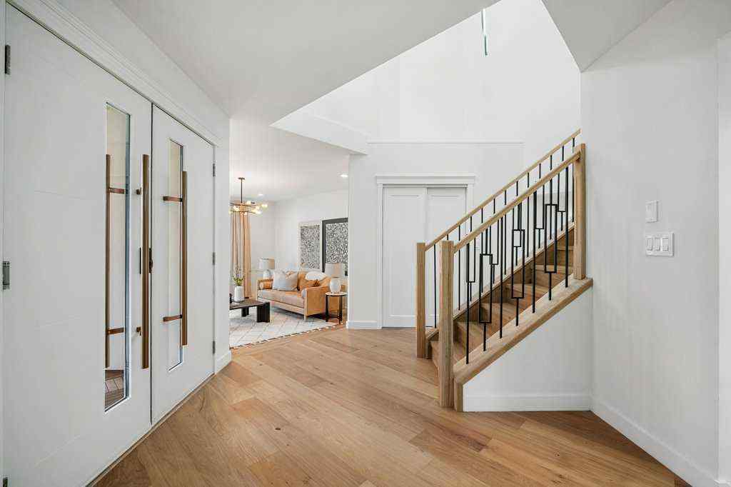 MLS® A2248121 - 113 Straddock Terrace SW in Strathcona Park Calgary, Residential