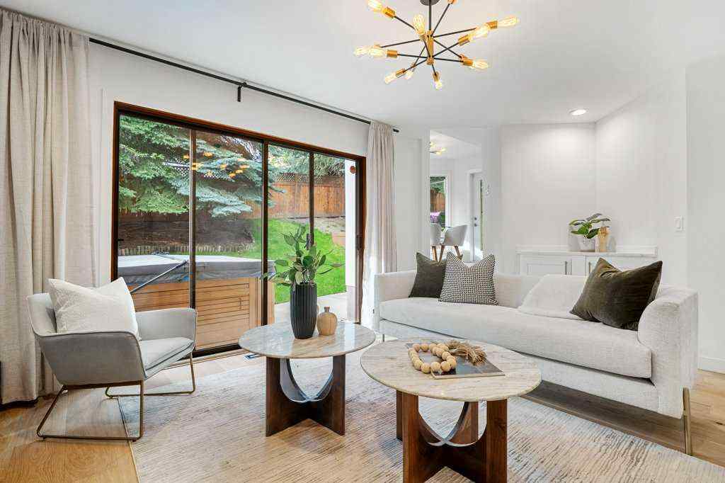 MLS® A2248121 - 113 Straddock Terrace SW in Strathcona Park Calgary, Residential