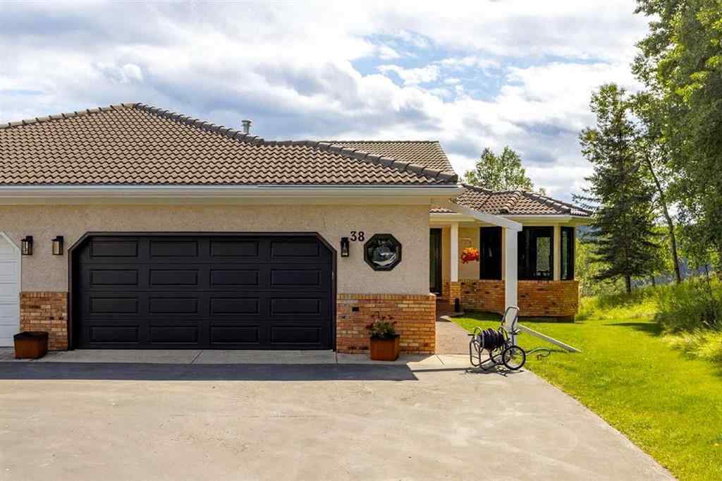 MLS® A2248122 - 38 Sunrise Way  in Priddis Greens Priddis Greens, Residential
